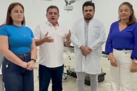 O prefeito de Solonópole, Webston Pinheiro, acompanhou de perto o mutirão de ultrassonografia de próstata, realizado pela Secretaria de Saúde